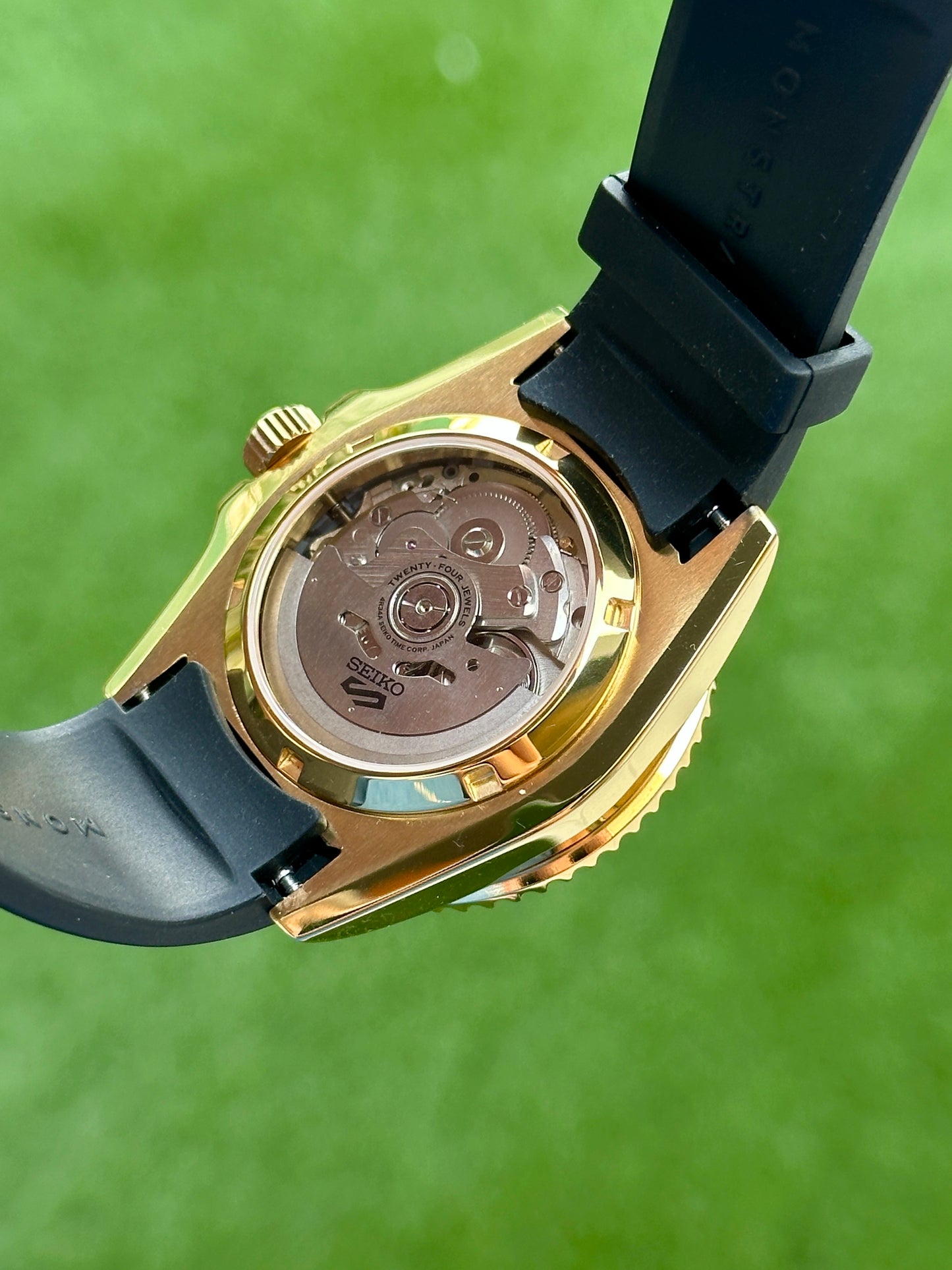 Seiko SSK021 Guinness Gold GMT