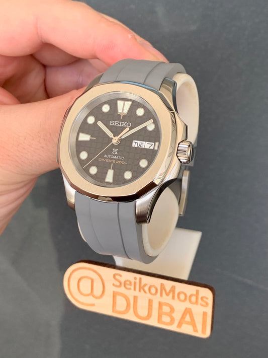Seiko-Naut Black Dial - Fitted Rubber (Built to Order)