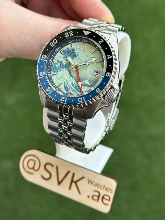 SSK003 Great Wave Lumed GMT