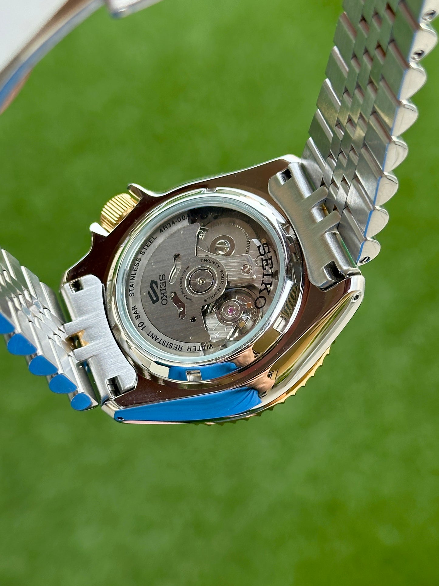Seiko SSK036 Guinness Two-Tone GMT (Jubilee)